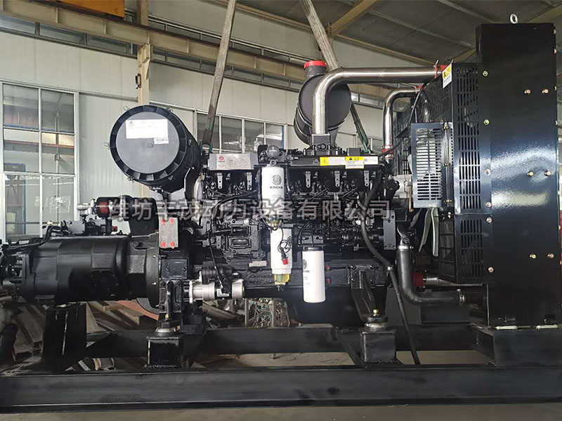 360KW礦山設(shè)備柴油機2.jpg